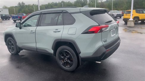 Used 2021 Toyota RAV4 XLE image 2