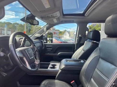 Used 2017 GMC Sierra 2500 Denali image 6