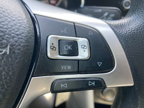 Used 2019 Volkswagen Jetta S image 42