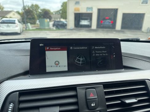 Used 2018 BMW 330i xDrive Sedan image 18