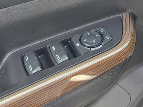 Used 2020 GMC Acadia SLE w/ LPO, Floor Liner Package image 7