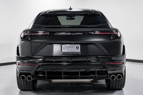 Used 2023 Lamborghini Urus S image 4