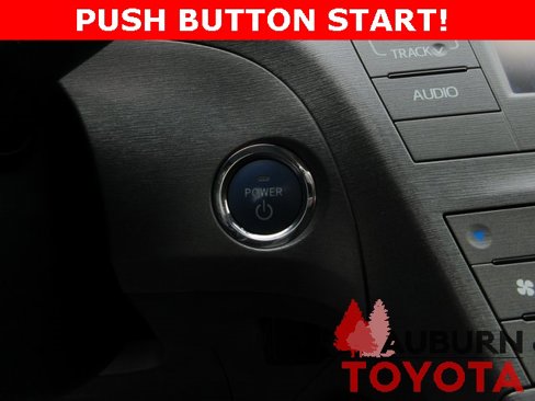 Used 2015 Toyota Prius Two image 15