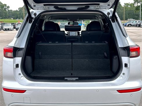 Used 2022 Mitsubishi Outlander SEL image 32