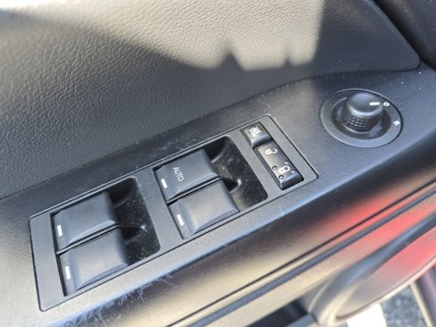 Used 2014 Jeep Patriot Latitude image 14