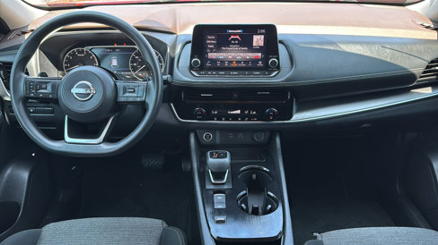 Used 2023 Nissan Rogue SV image 23