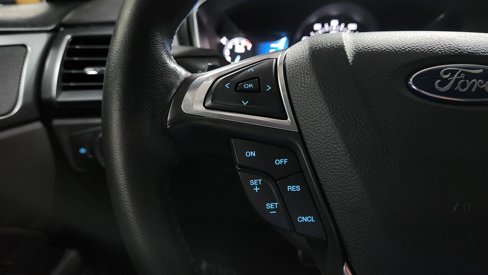 Used 2016 Ford Fusion Titanium image 25