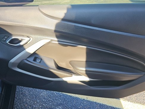 Used 2023 Chevrolet Camaro LT image 12