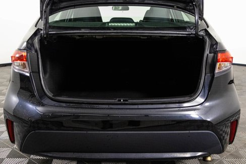 Used 2021 Toyota Corolla LE image 33