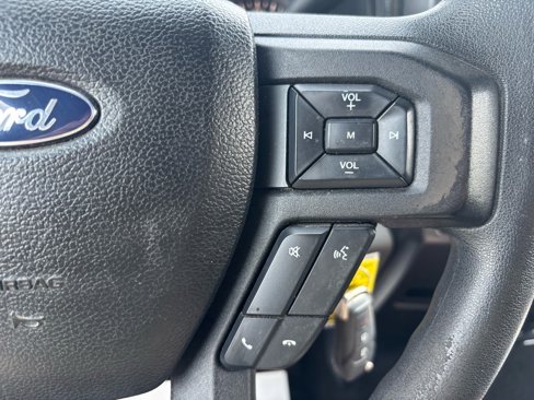 Used 2015 Ford F150 XLT image 27
