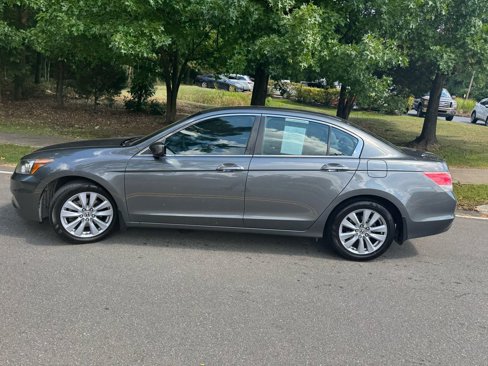 Used 2011 Honda Accord EX image 10