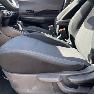 Used 2024 Nissan Kicks S image 21