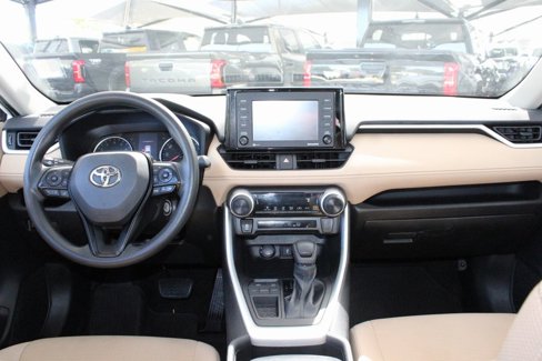 Certified 2021 Toyota RAV4 LE image 23