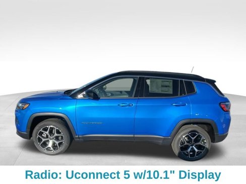 New 2025 Jeep Compass Limited image 3