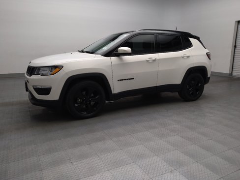 Used 2019 Jeep Compass Altitude image 2