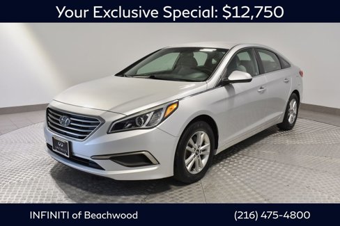 Used 2017 Hyundai Sonata SE w/ Cargo Package image 1