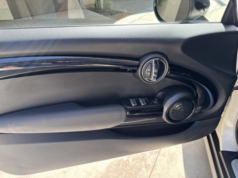 Used 2019 MINI Cooper S w/ Signature Upholstery Package image 7