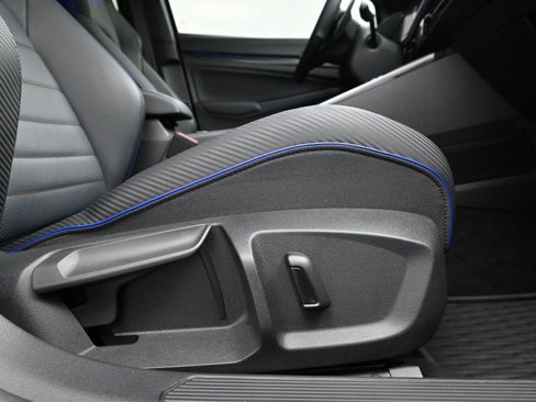 Used 2023 Volkswagen Golf 20th Anniversary Edition image 14