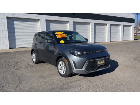 Used 2023 Kia Soul LX w/ Option Group 015 image 5