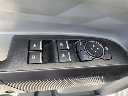 New 2025 Ford Maverick XL image 10