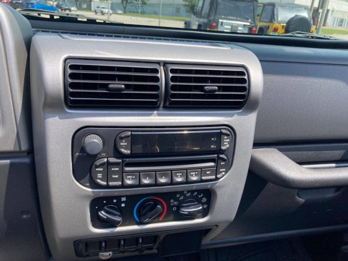 Used 2005 Jeep Wrangler Unlimited image 53