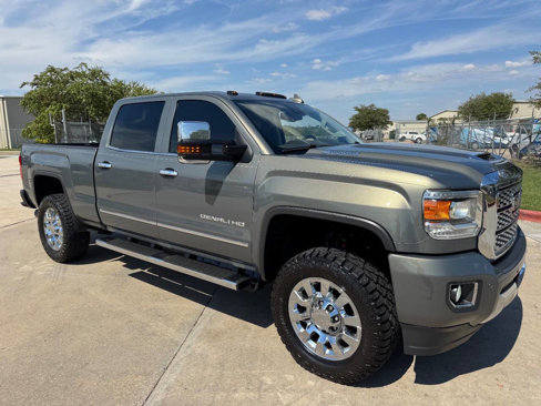 Used 2018 GMC Sierra 2500 Denali w/ Duramax Plus Package image 15