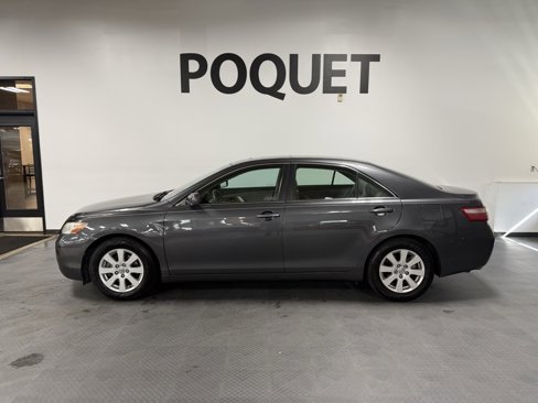 Used 2007 Toyota Camry XLE image 1