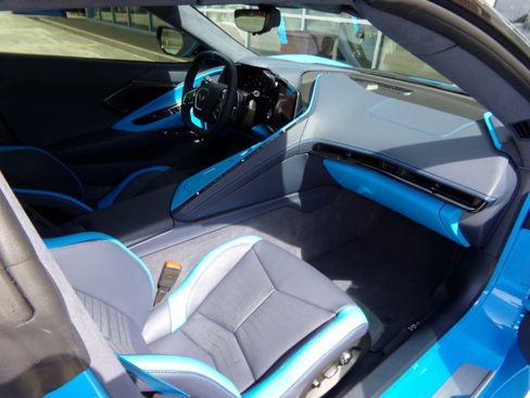 Used 2023 Chevrolet Corvette Stingray Premium Conv w/ Z51 Performance Package image 29