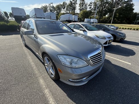 Used 2013 Mercedes-Benz S 550 4MATIC image 3