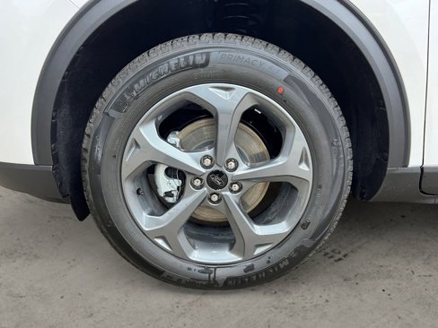 New 2025 Ford Escape ST-Line w/ Tech Pack #1 image 18