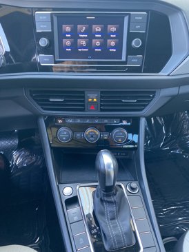 Certified 2021 Volkswagen Jetta R-Line w/ R-Line Cold Weather Package image 15