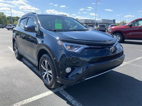 Used 2017 Toyota RAV4 XLE image 1