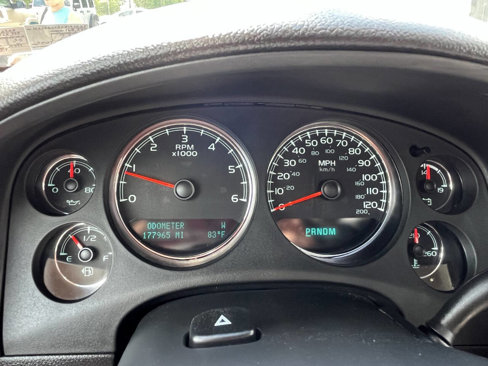 Used 2012 GMC Yukon XL SLT w/ SLT-2 Equipment Package image 8