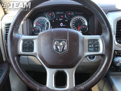 Used 2016 RAM 1500 Laramie w/ Convenience Group image 13