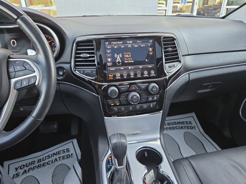 Certified 2020 Jeep Grand Cherokee Summit w/ Platinum Series Group image 22