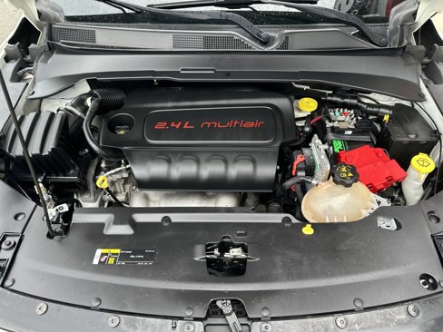 Used 2020 Jeep Compass Limited image 34