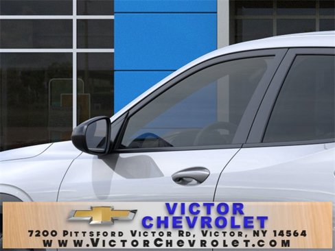 New 2025 Chevrolet Trax RS image 12