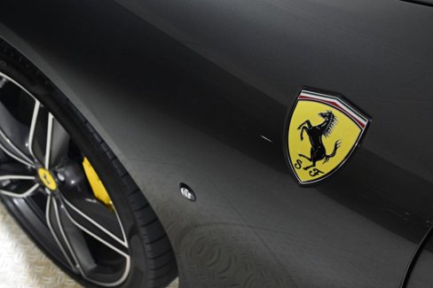 Used 2024 Ferrari Roma Spider image 27
