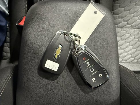 Used 2018 Chevrolet Equinox LT image 42