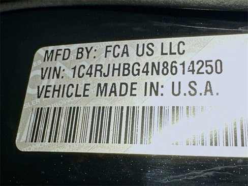 Certified 2022 Jeep Grand Cherokee Limited w/ Luxury Tech Group II image 30