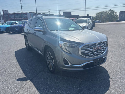 Used 2019 GMC Terrain Denali w/ Advanced Safety Package image 2
