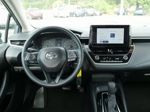 Used 2023 Toyota Corolla LE image 16