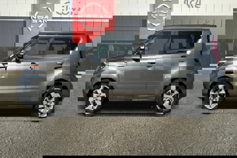 Used 2017 Kia Soul w/ Convenience Package image 6