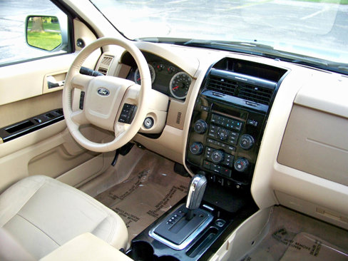 Used 2009 Ford Escape Limited image 40