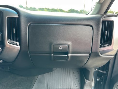 Used 2017 Chevrolet Silverado 1500 LT w/ All Star Edition image 38