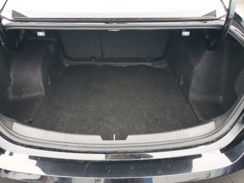 Used 2021 Chevrolet Malibu LT image 15