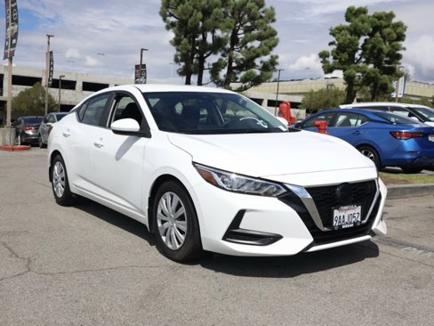 Used 2022 Nissan Sentra S w/ Trunk Package image 2