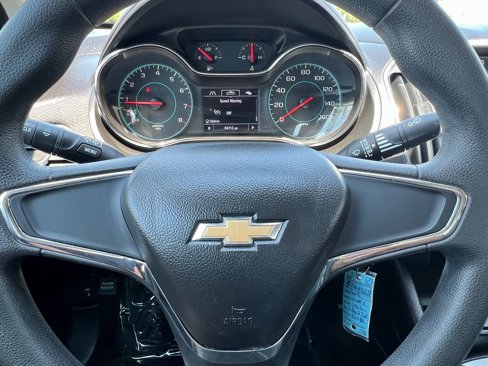 Used 2018 Chevrolet Cruze LS image 17