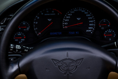 Used 2001 Chevrolet Corvette Convertible w/ Preferred Equipment Group2 image 21