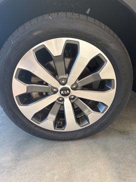 Used 2020 Kia Telluride S image 23
